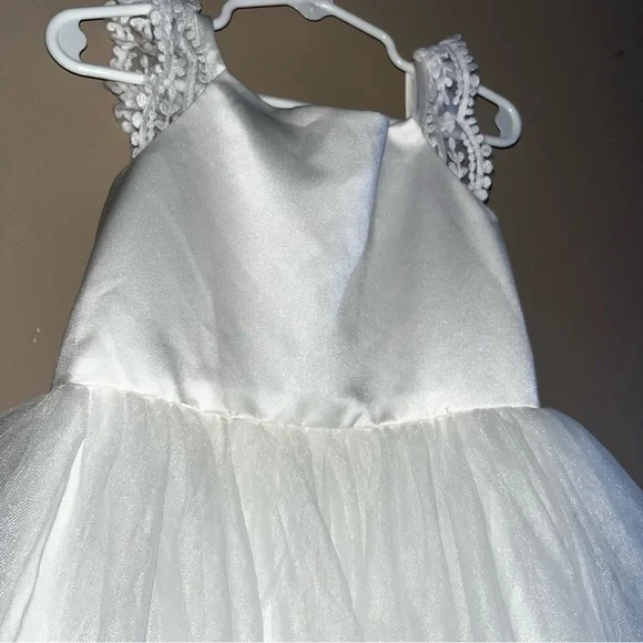 David’s Bridal Flower Girl Dress - Picture 5 of 7